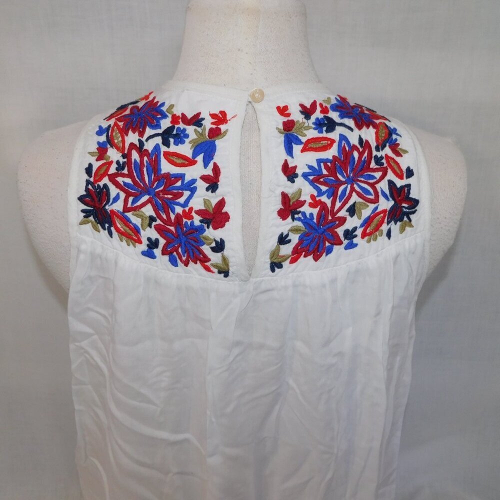Aritzia Wilfred White Floral Embroidered Sleeveless Tank Top Womens S Flowy - Picture 9 of 9